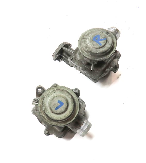 Thumbnail 3: 2008 MERCEDES GL450 (X164) 4.6L (273.9) ENGINE LEFT & RIGHT AIR CHECK VALVE SET2