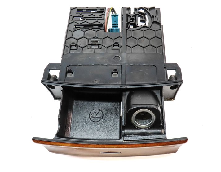 Thumbnail 8: 2008 MERCEDES GL450 (X164) FRONT CENTER CONSOLE ASHTRAY ASH TRAY (Fineline Wood)