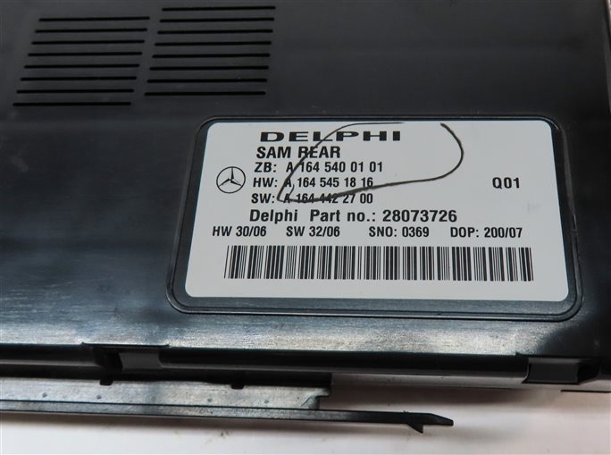 Thumbnail 4: 07-09 MERCEDES GL ML CLASS (W164 X164) REAR SIGNAL AQUISITION CONTROL MODULE SAM