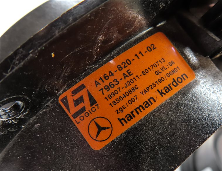 Thumbnail 12: 2008 MERCEDES GL450 (X164) SUBWOOFER MIDRANGE TWEETER LOGIC 7 SPEAKER SET 9