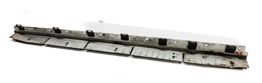 2008 MERCEDES GL450 (X164) RIGHT RUNNING BOARD MOUNTING MOUNT BRACKET