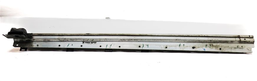 Thumbnail 4: 2008 MERCEDES GL450 (X164) RIGHT RUNNING BOARD MOUNTING MOUNT BRACKET