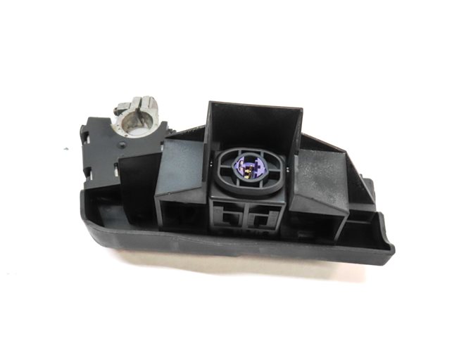 Thumbnail 4: 2012 AUDI A4 (B8 8K) POSITIVE BATTERY TERMINAL OVERLOAD CIRCUIT MODULE