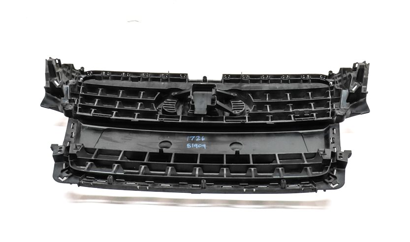 Thumbnail 5: 2009-2012 AUDI A4 (B8 8K) FRONT CENTER HOOD AIR VENT GRILLE TRIM & LICENSE MOUNT
