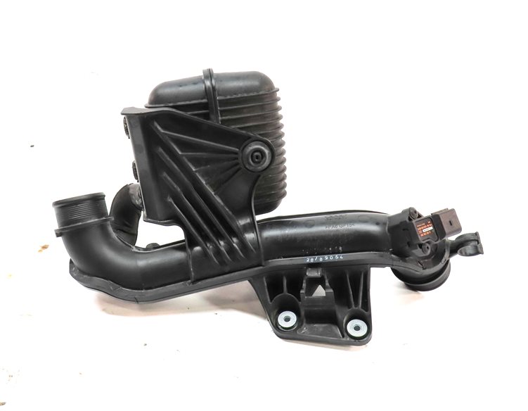 Thumbnail 2: 2012 AUDI A4 (B8 8K) 2.0L CAEB TURBO ENGINE INTERCOOLER PRESSURE PIPE DAMPER BOX