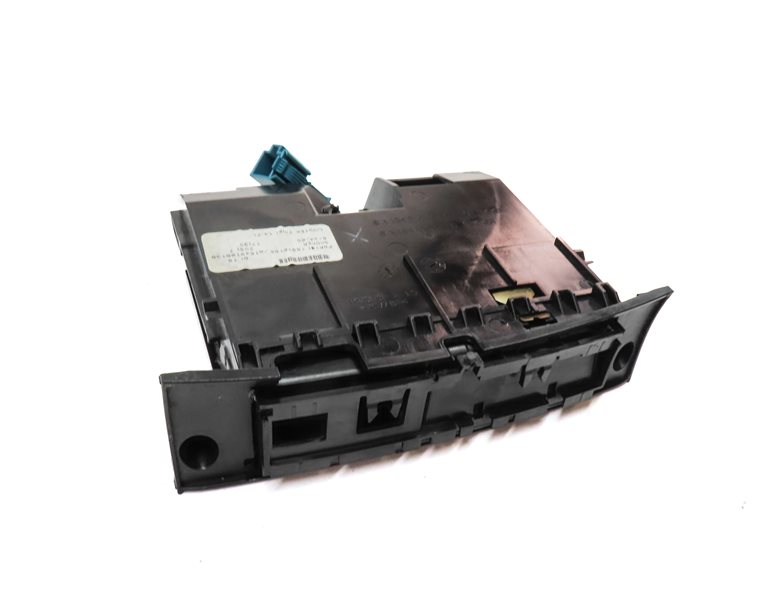 Thumbnail 3: 2006 MERCEDES ML350 (W164) FRONT CENTER CONSOLE ASHTRAY ASH TRAY (NO TRIM)