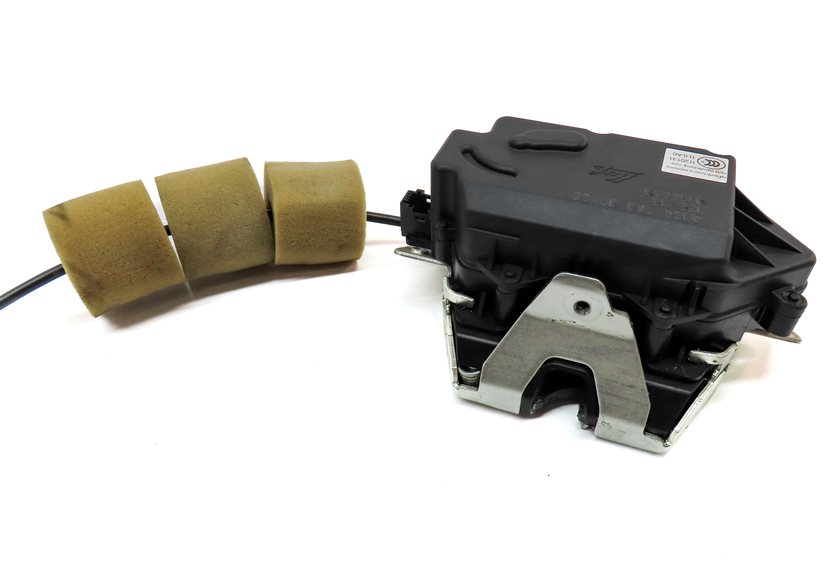 Thumbnail 5: 2006 MERCEDES ML350 (W164) REAR TAILGATE HATCH LID LOCK LATCH ACTUATOR