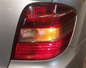 Thumbnail 2: 06-08 MERCEDES ML320 ML350 ML500 ML550 (W164) RIGHT TAILLIGHT BRAKE LIGHT LAMP