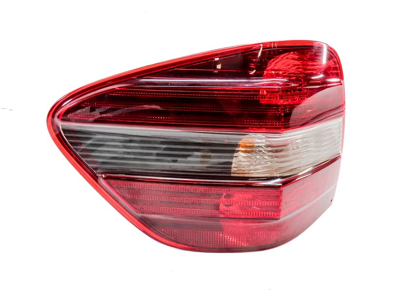 Thumbnail 3: 06-08 MERCEDES ML320 ML350 ML500 ML550 (W164) LEFT TAILLIGHT BRAKE LIGHT LAMP