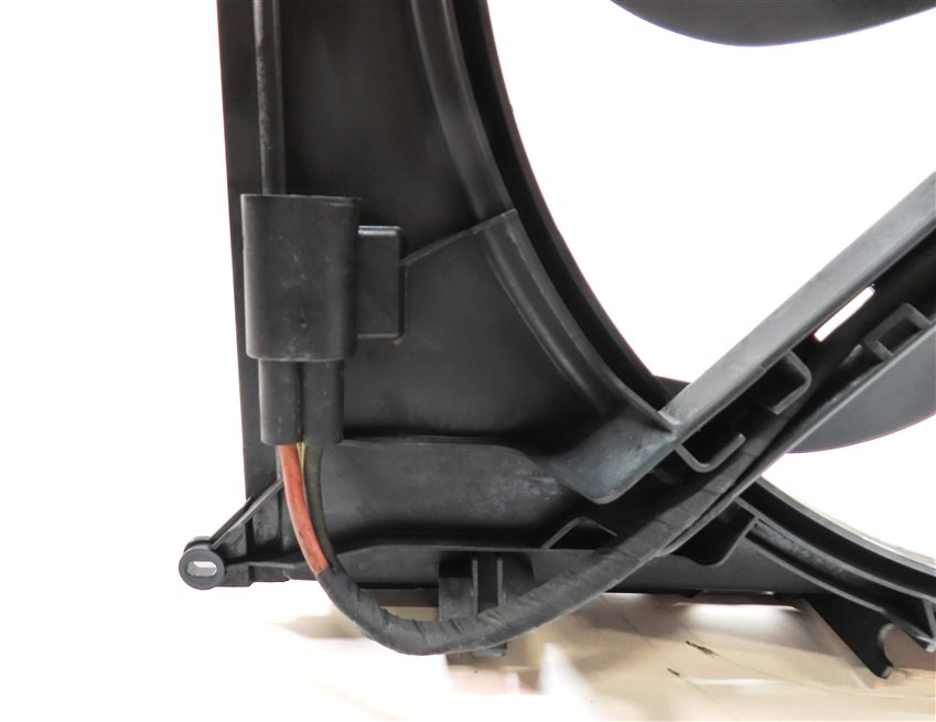 Thumbnail 7: 06-13 MERCEDES ML350 ML450 ML500 R320 R350 R550 (W164 W251) RADIATOR COOLING FAN