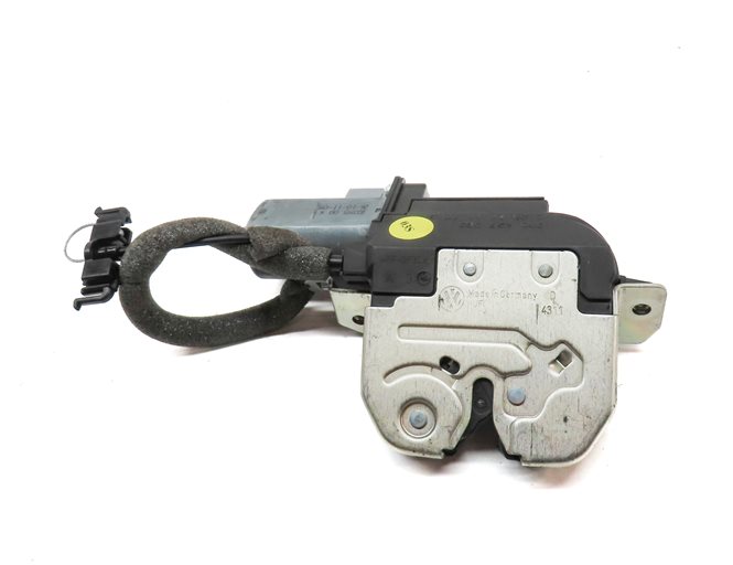 Thumbnail 2: 2012 PORSCHE CAYENNE (958) REAR TRUNK TAILGATE LID LOCK LATCH ACTUATOR