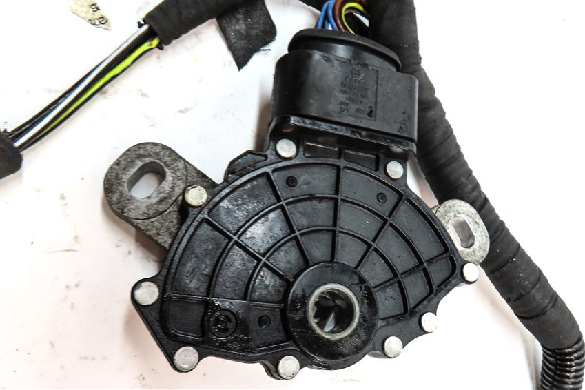 Thumbnail 5: 2012 PORSCHE CAYENNE (958) 3.6L AUTOMATIC TRANSMISSION NEUTRAL SAFETY SWITCH