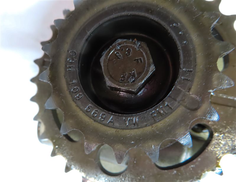 Thumbnail 7: 2012 PORSCHE CAYENNE (958) 3.6L NON-TURBO ENGINE MOTOR OIL FLUID PUMP