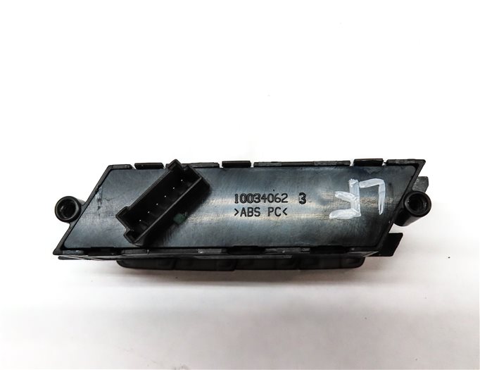 Thumbnail 5: 2012 PORSCHE CAYENNE (958) FRONT LEFT DRIVER MEMORY SEAT SWITCH BUTTON