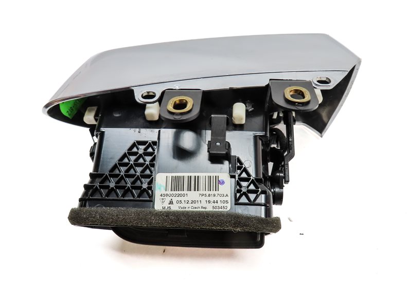Thumbnail 6: 2012 PORSCHE CAYENNE (958) FRONT LEFT DRIVER DASH HEAT AIR AC HVAC VENT (Black)