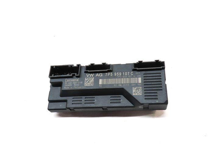 Thumbnail 2: 2012 PORSCHE CAYENNE (958) REAR TRUNK TAILGATE HATCH LID CONTROL MODULE