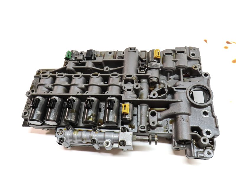 Thumbnail 6: 2011-2018 PORSCHE CAYENNE (958) S / GTS / BASE AUTO TRANSMISSION VALVE BODY