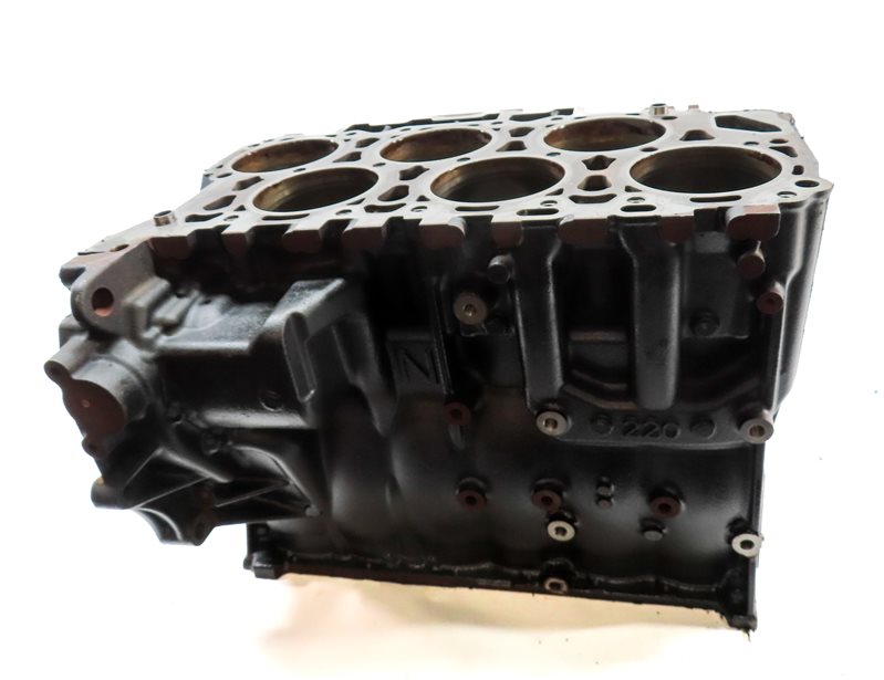 Thumbnail 2: 2011-2012 PORSCHE CAYENNE (958) 3.6L M55.02 VR6 ENGINE CYLINDER BLOCK (BARE)