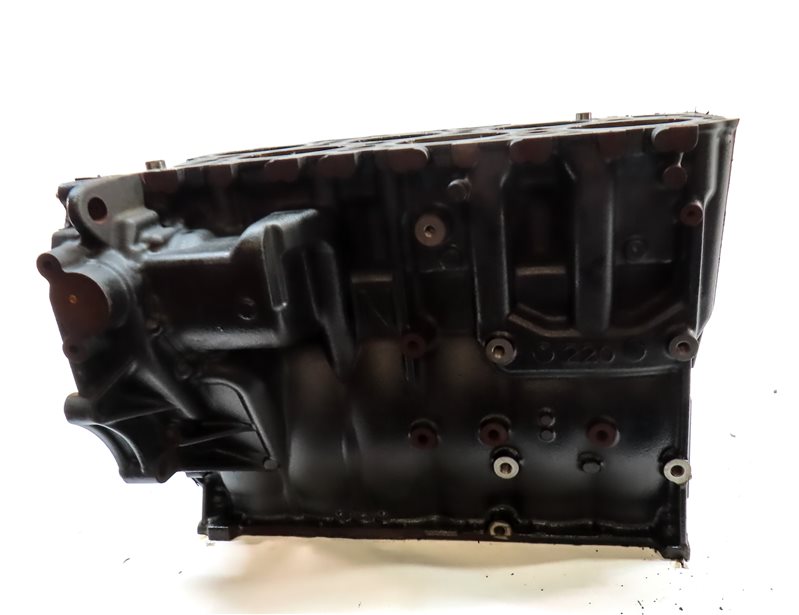 Thumbnail 5: 2011-2012 PORSCHE CAYENNE (958) 3.6L M55.02 VR6 ENGINE CYLINDER BLOCK (BARE)