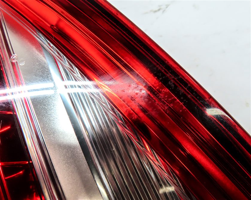 Thumbnail 7: 2011-2014 PORSCHE CAYENNE (958) RIGHT PASSENGER INNER TAILLIGHT LIGHT LAMP