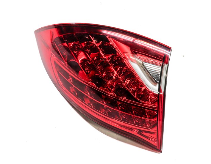 2011-2014 PORSCHE CAYENNE (958) LEFT DRIVER OUTER TAILLIGHT BRAKE LIGHT LAMP