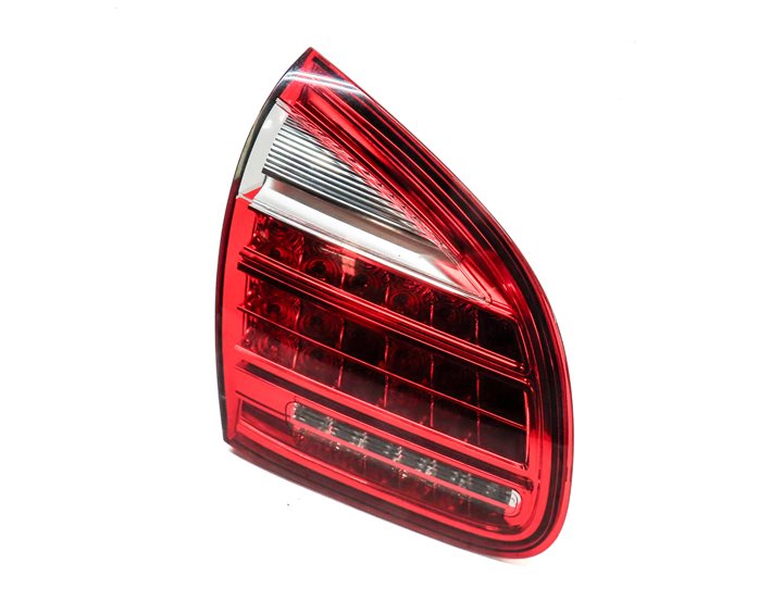 2011-2014 PORSCHE CAYENNE (958) LEFT DRIVER REAR INNER TAILLIGHT LIGHT LAMP