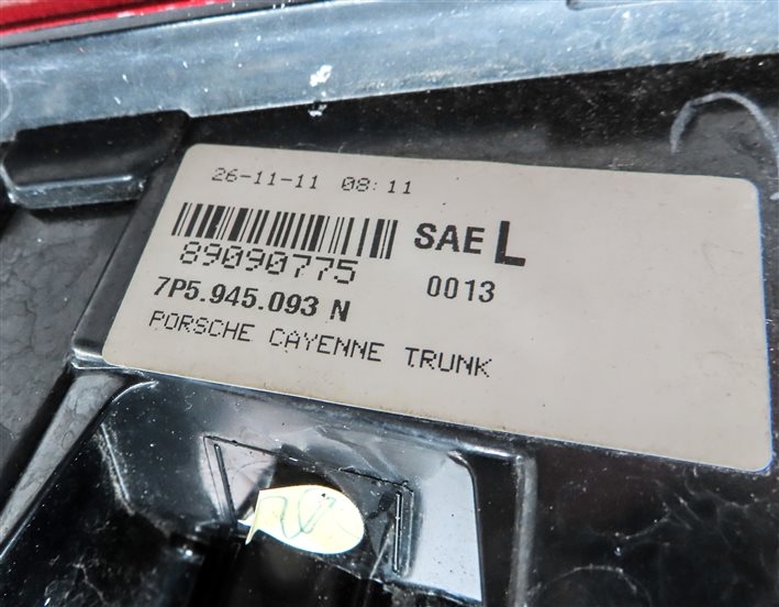 Thumbnail 6: 2011-2014 PORSCHE CAYENNE (958) LEFT DRIVER REAR INNER TAILLIGHT LIGHT LAMP