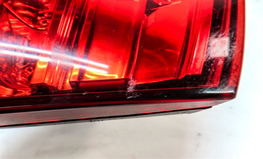 Thumbnail 8: 2011-2014 PORSCHE CAYENNE (958) LEFT DRIVER REAR INNER TAILLIGHT LIGHT LAMP