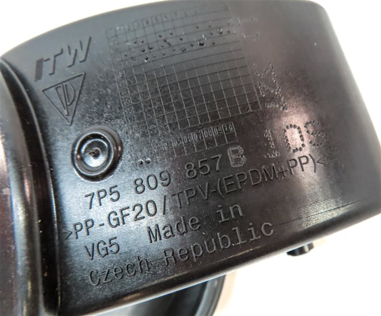Thumbnail 7: 2011-2018 PORSCHE CAYENNE (958) FUEL TANK DOOR w/ HOUSING (Auburn)