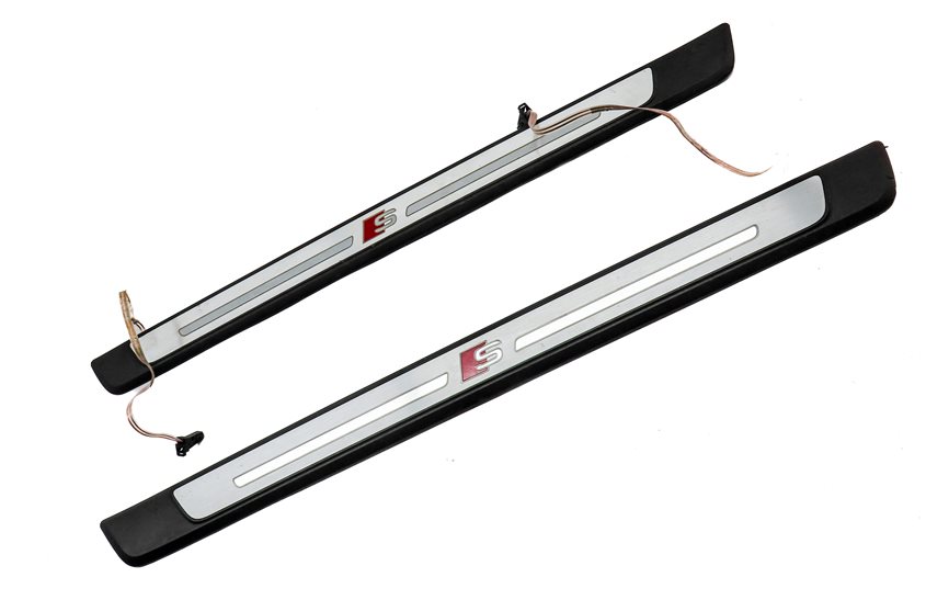 Thumbnail 3: 2017 AUDI A4 (B9 8W) FRONT LEFT & RIGHT LIGHTED DOOR SILL SCUFF PANEL TRIM SET-2