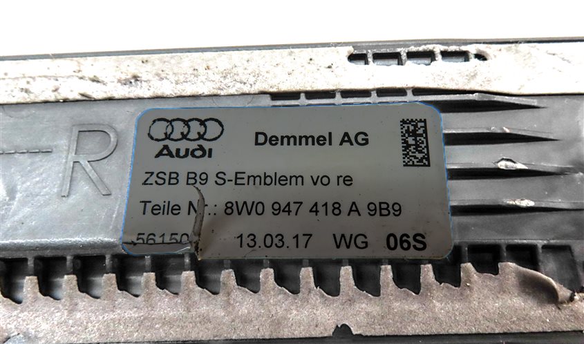 Thumbnail 5: 2017 AUDI A4 (B9 8W) FRONT LEFT & RIGHT LIGHTED DOOR SILL SCUFF PANEL TRIM SET-2
