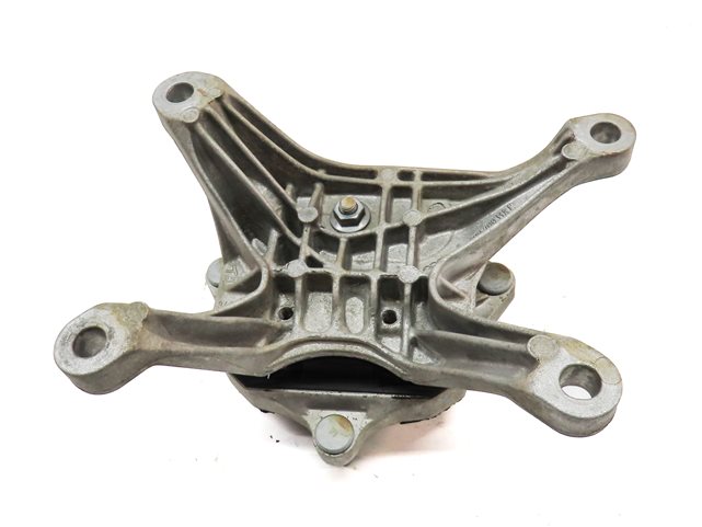 Thumbnail 2: 2017 AUDI A4 (B9 8W) 2.0L CYMC ENGINE AUTOMATIC TRANSMISSION MOUNT BRACKET