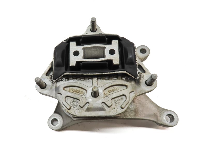 Thumbnail 5: 2017 AUDI A4 (B9 8W) 2.0L CYMC ENGINE AUTOMATIC TRANSMISSION MOUNT BRACKET