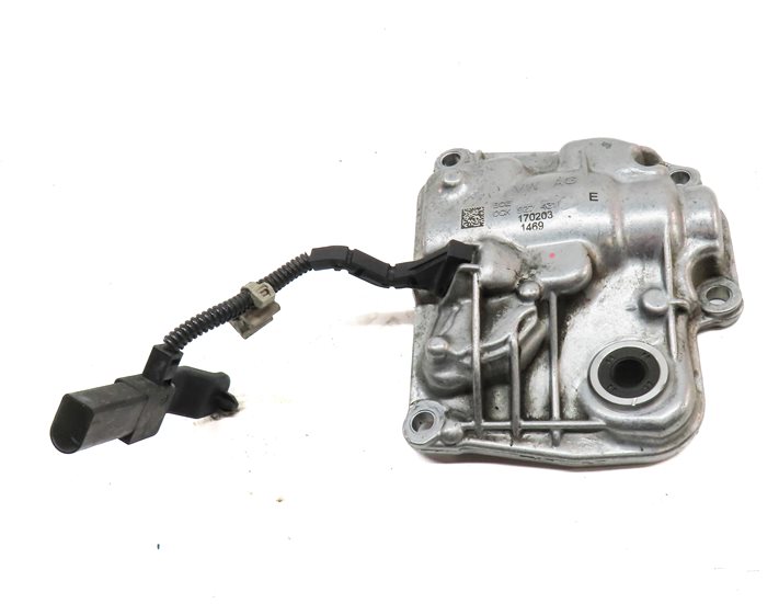 Thumbnail 2: 2017 AUDI A4 (B9 8W) 2.0L CYMC ENGINE TRANSMISSION SELECTOR CASE COVER