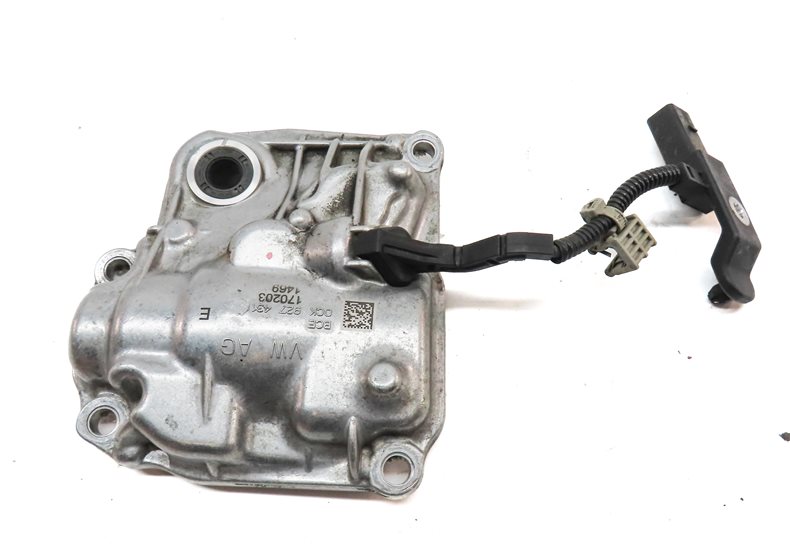 Thumbnail 4: 2017 AUDI A4 (B9 8W) 2.0L CYMC ENGINE TRANSMISSION SELECTOR CASE COVER