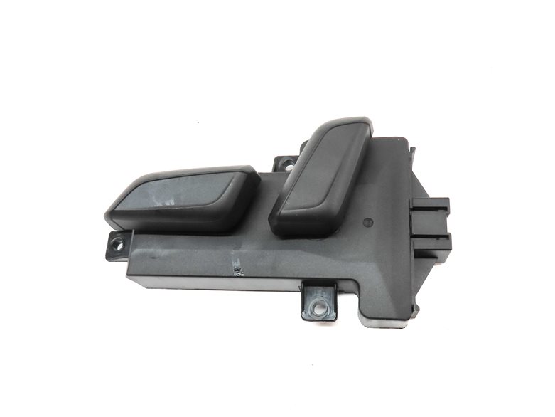 Thumbnail 4: 2017 AUDI A4 (B9 8W) FRONT LEFT DRIVER SEAT ADJUST ADJUSTMENT SWITCH BUTTON