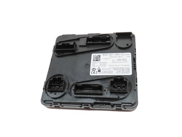 Thumbnail 2: 2017-2019 AUDI A4 A5 S5 (B9 8W F5) REAR TRUNK BODY CONTROL MODULE COMPUTER BCM2