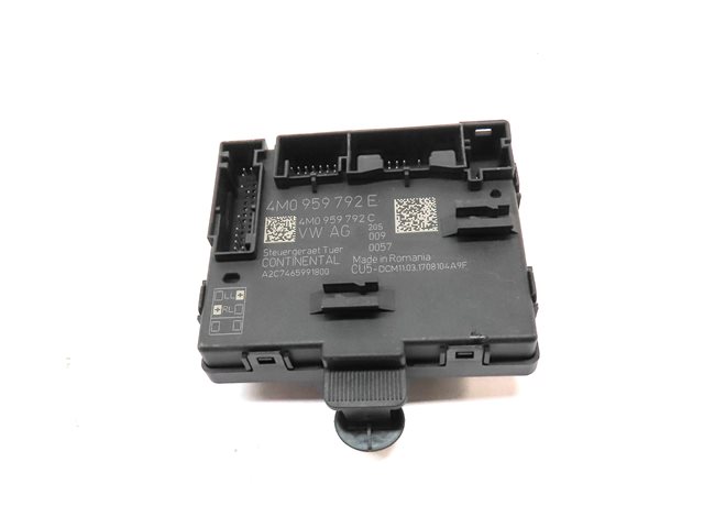Thumbnail 2: 2017 AUDI A4 (B9 8W) FRONT RIGHT PASSENGER DOOR CONTROL MODULE COMPUTER