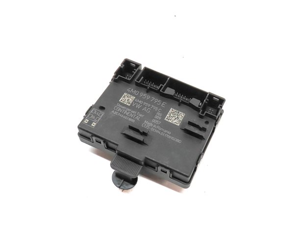 2017 AUDI A4 (B9 8W) REAR LEFT DOOR CONTROL MODULE COMPUTER