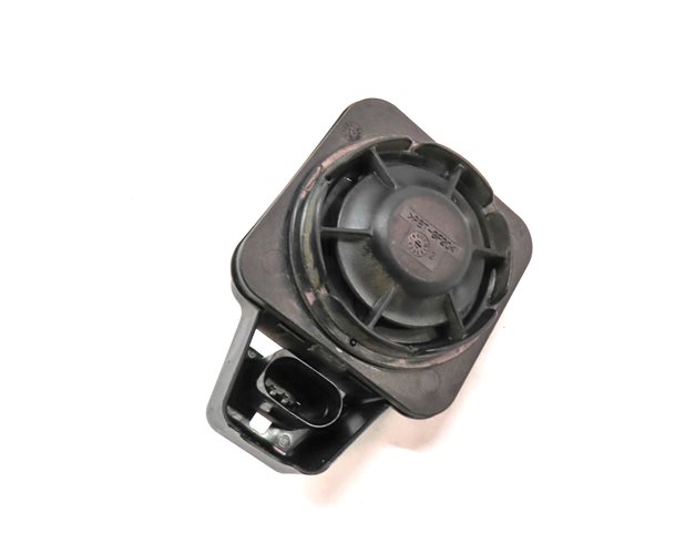 2017 AUDI A4 (B9 8W) EMERGENCY ANTI THEFT ALARM SIREN HORN LOUD SPEAKER