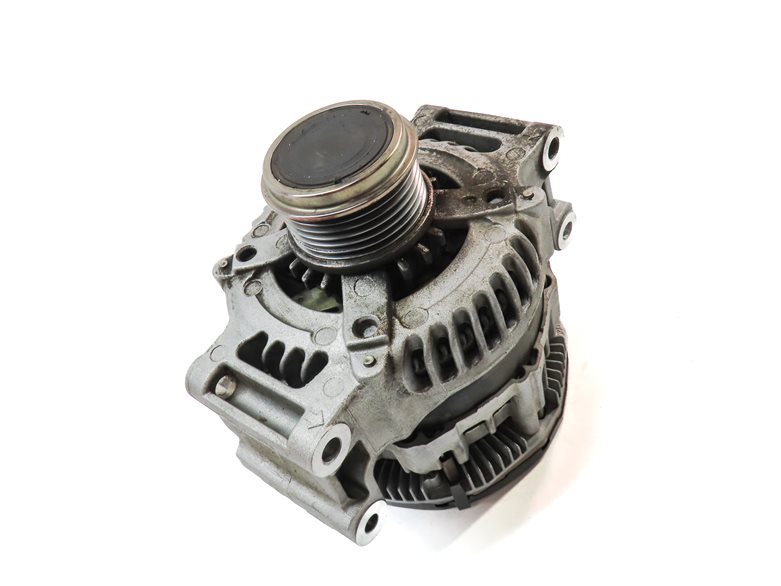 Thumbnail 3: 2017-2020 AUDI A4 / ALLROAD B9 8W 2.0L TURBO ALTERNATOR POWER GENERATOR 150 AMP