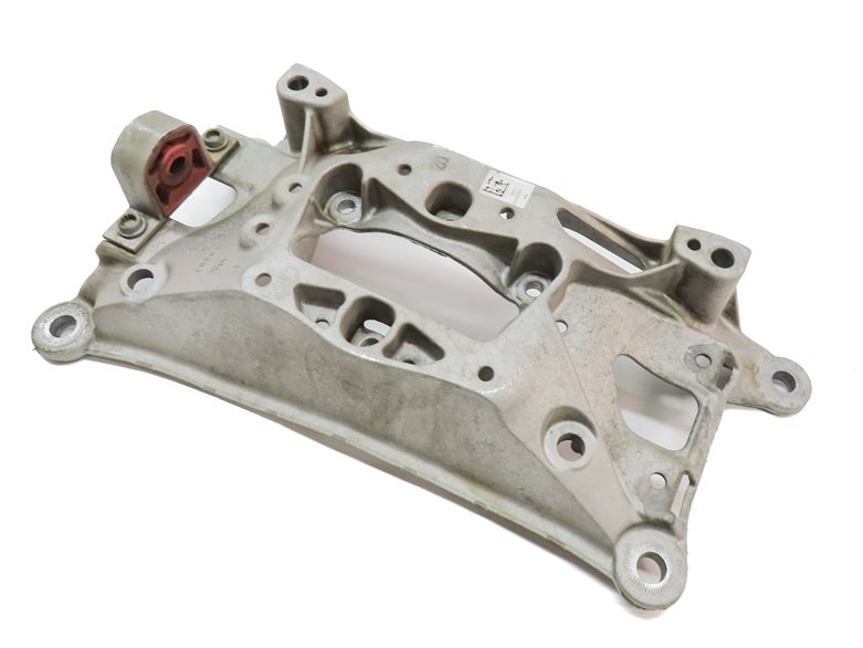 2017 AUDI A4 (B9 8W) 2.0L AUTO AUTOMATIC TRANSMISSION CROSSMEMBER MOUNT BRACKET
