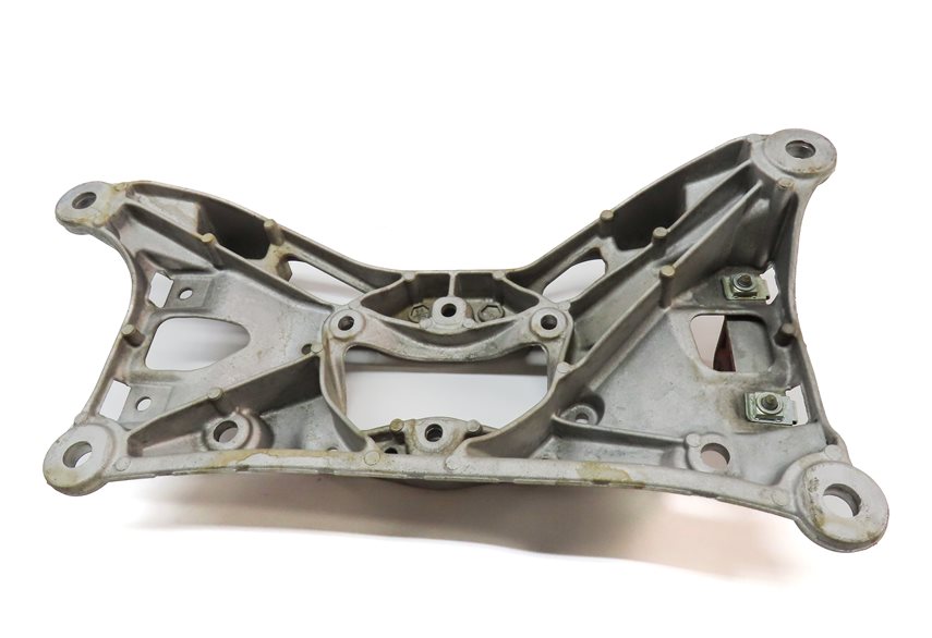 Thumbnail 6: 2017 AUDI A4 (B9 8W) 2.0L AUTO AUTOMATIC TRANSMISSION CROSSMEMBER MOUNT BRACKET