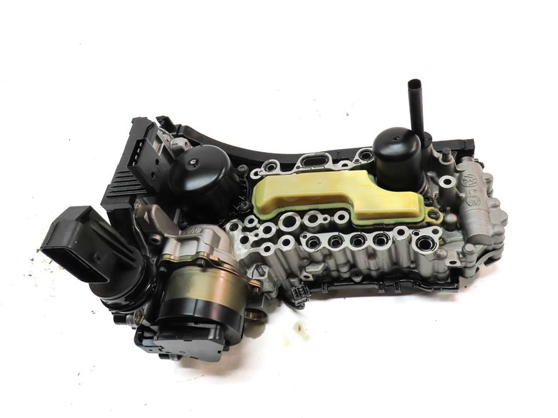Thumbnail 2: 2017-2019 AUDI A4 A5 (B9 8W 8WS) 2.0L DCT AUTOMATIC TRANSMISSION VALVE BODY