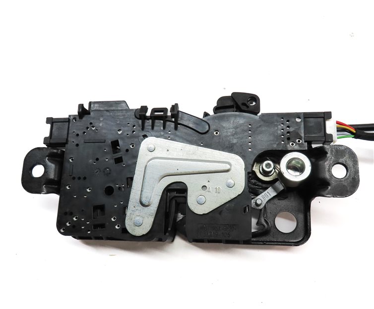 Thumbnail 8: 2017 BMW X1 (F48) REAR TRUNK TAILGATE LIFTGATE HATCH LOCK LATCH ACTUATOR