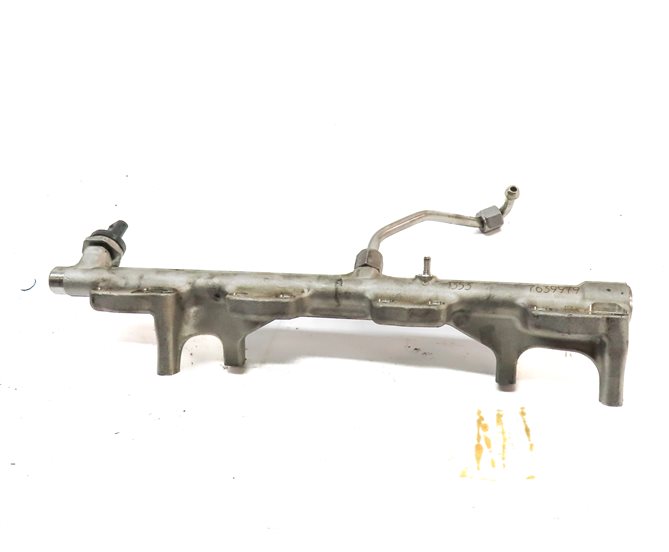 Thumbnail 2: 2017 BMW X1 (F48) 2.0L (B46) ENGINE FUEL INJECTOR RAIL w/ PRESSURE SOLENOID