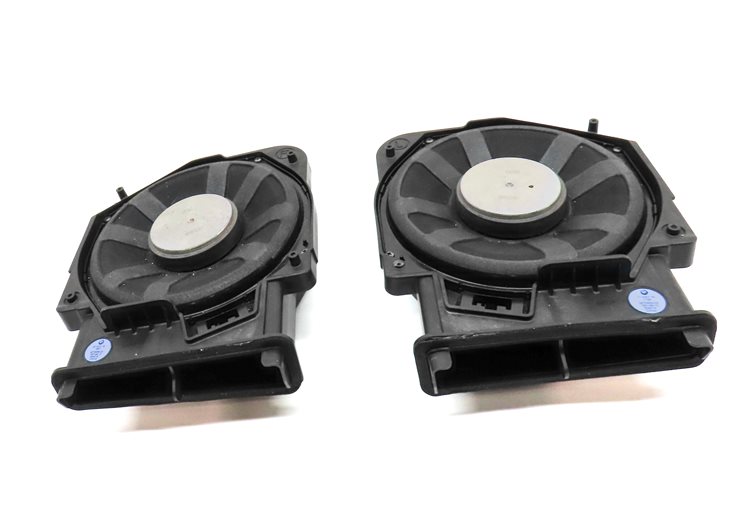 Thumbnail 2: 2017 BMW X1 (F48) RADIO STEREO AUDIO SOUND SYSTEM WOOFER SUBWOOFER SPEAKER SET/2