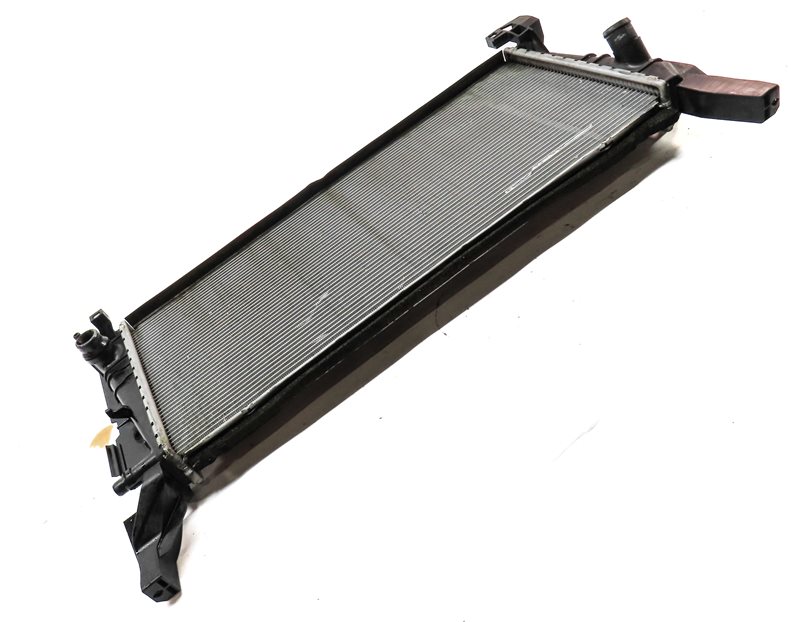 Thumbnail 3: 16-19 BMW X1 X2 F48 F39 FRONT PRIMARY MAIN ENGINE COOLER RADIATOR ASSEMBLY