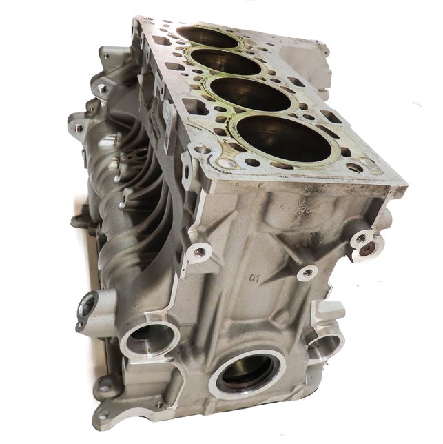 Thumbnail 5: 2016-2017 BMW X1 (F48) 2.0L B46 TURBO ENGINE MOTOR CYLINDER BLOCK (54k)