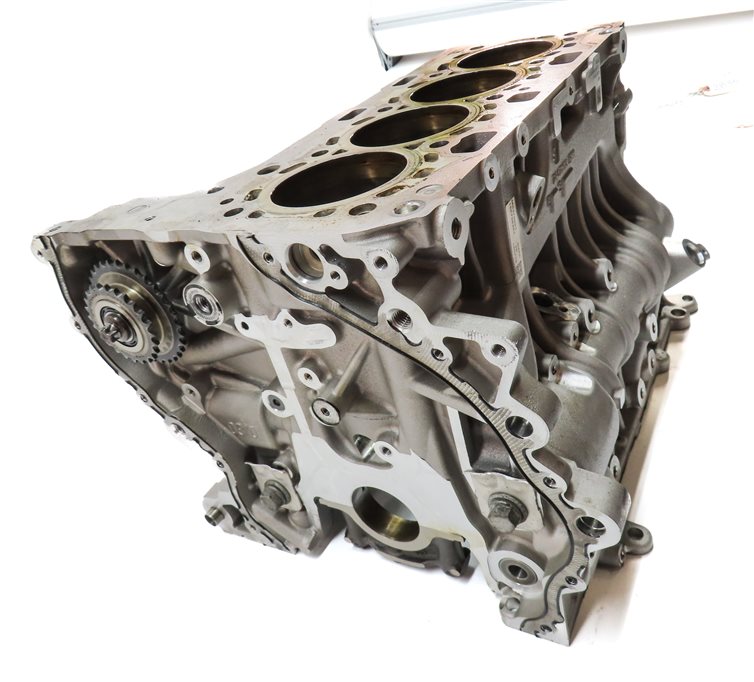 Thumbnail 6: 2016-2017 BMW X1 (F48) 2.0L B46 TURBO ENGINE MOTOR CYLINDER BLOCK (54k)